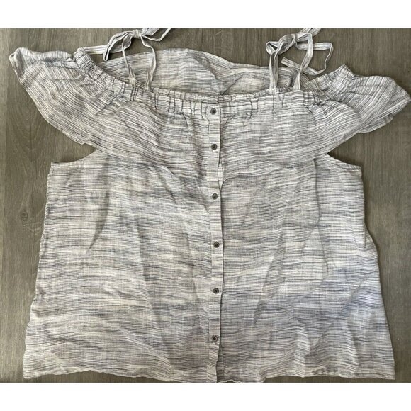 Lucky Brand Gray Buttoned Blouse - Picture 2 of 4